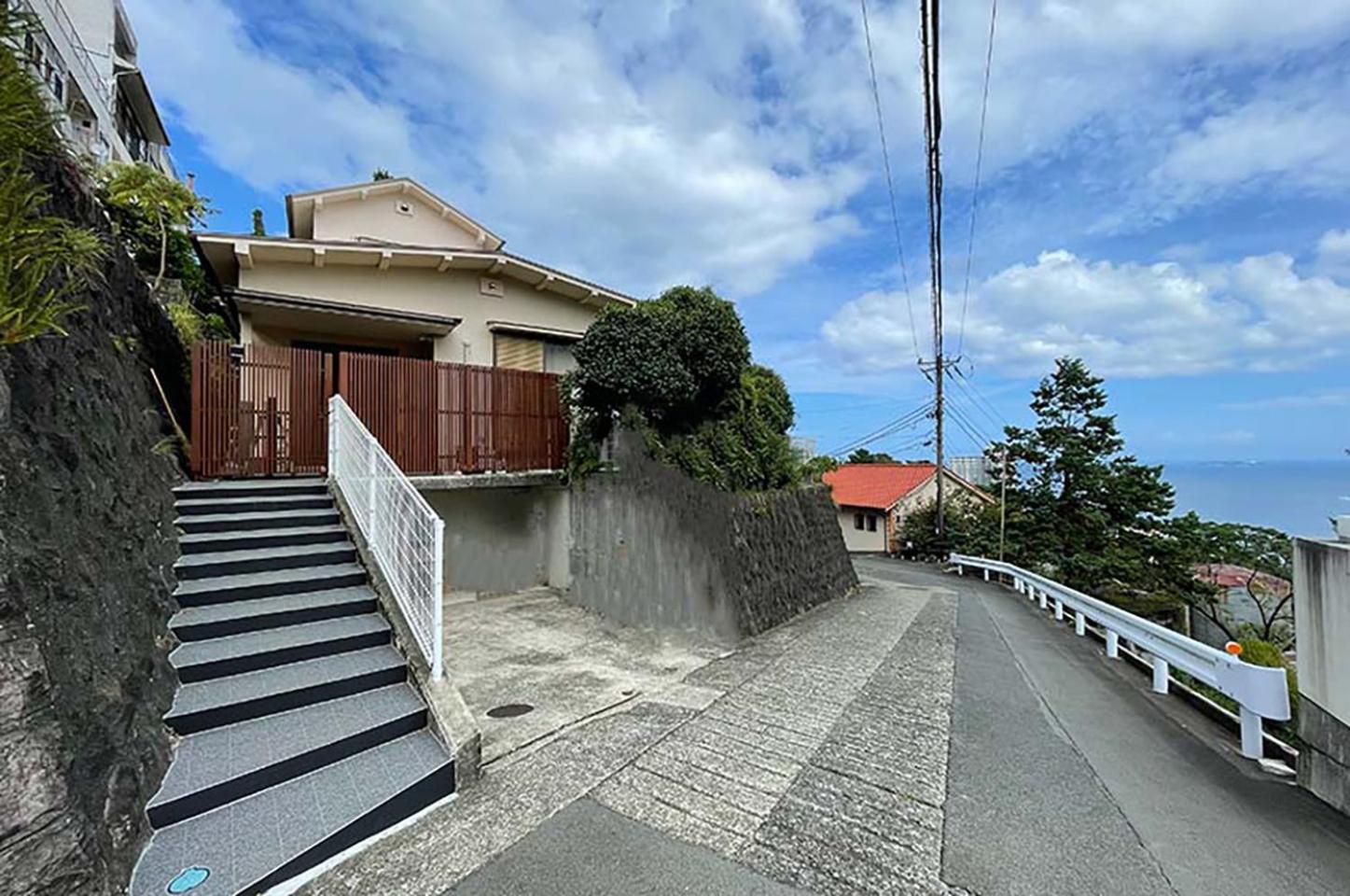 Atami Southern Wind　 熱海 南風楼 Villa Exterior photo